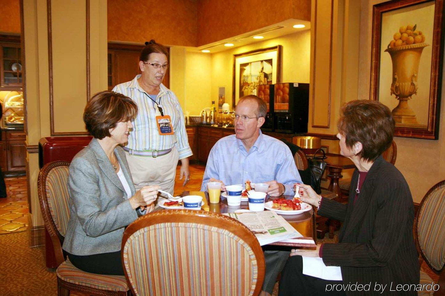 Hampton Inn & Suites St. Petersburg/Downtown Restaurante foto